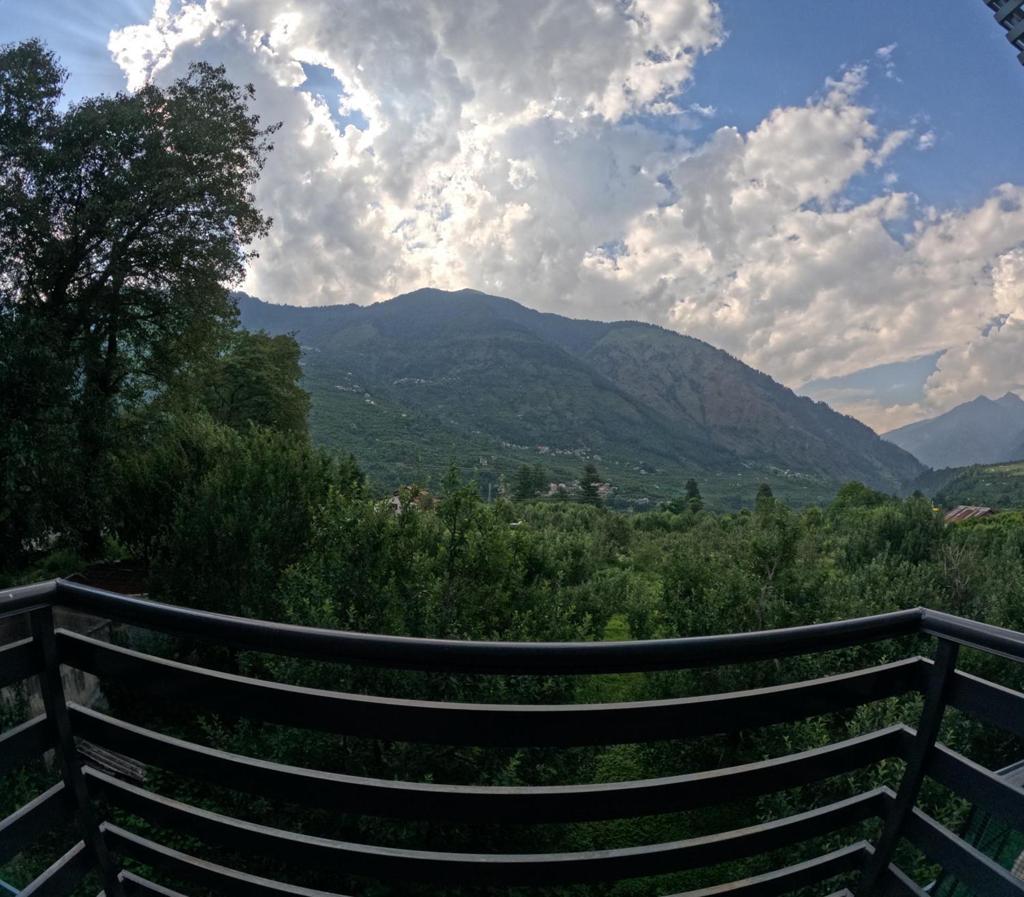 Saanjh - A Serene Retreat Manāli エクステリア 写真